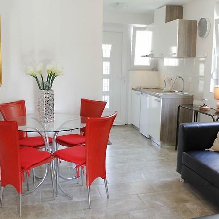 Pearl Of Novalja Apartment Exterior photo