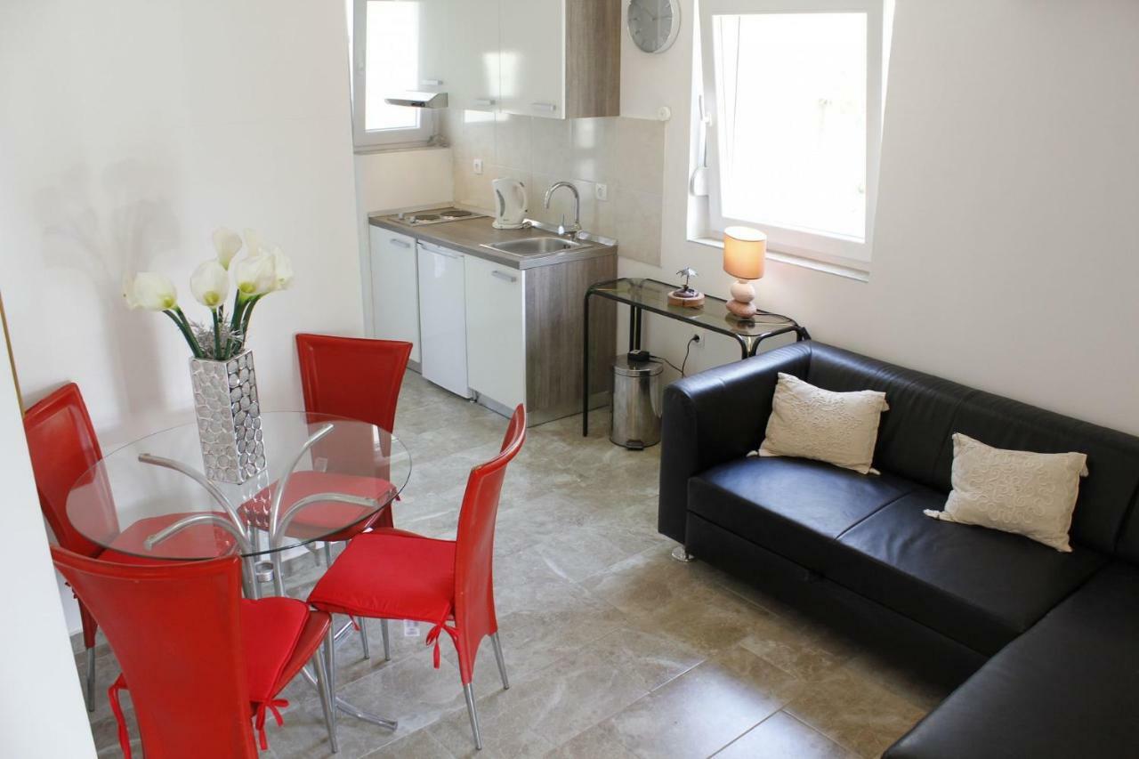 Pearl Of Novalja Apartment Exterior photo