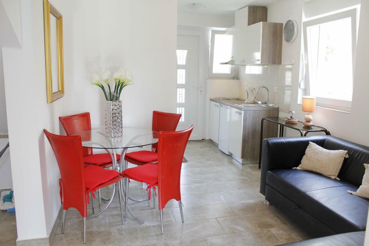 Pearl Of Novalja Apartment Exterior photo