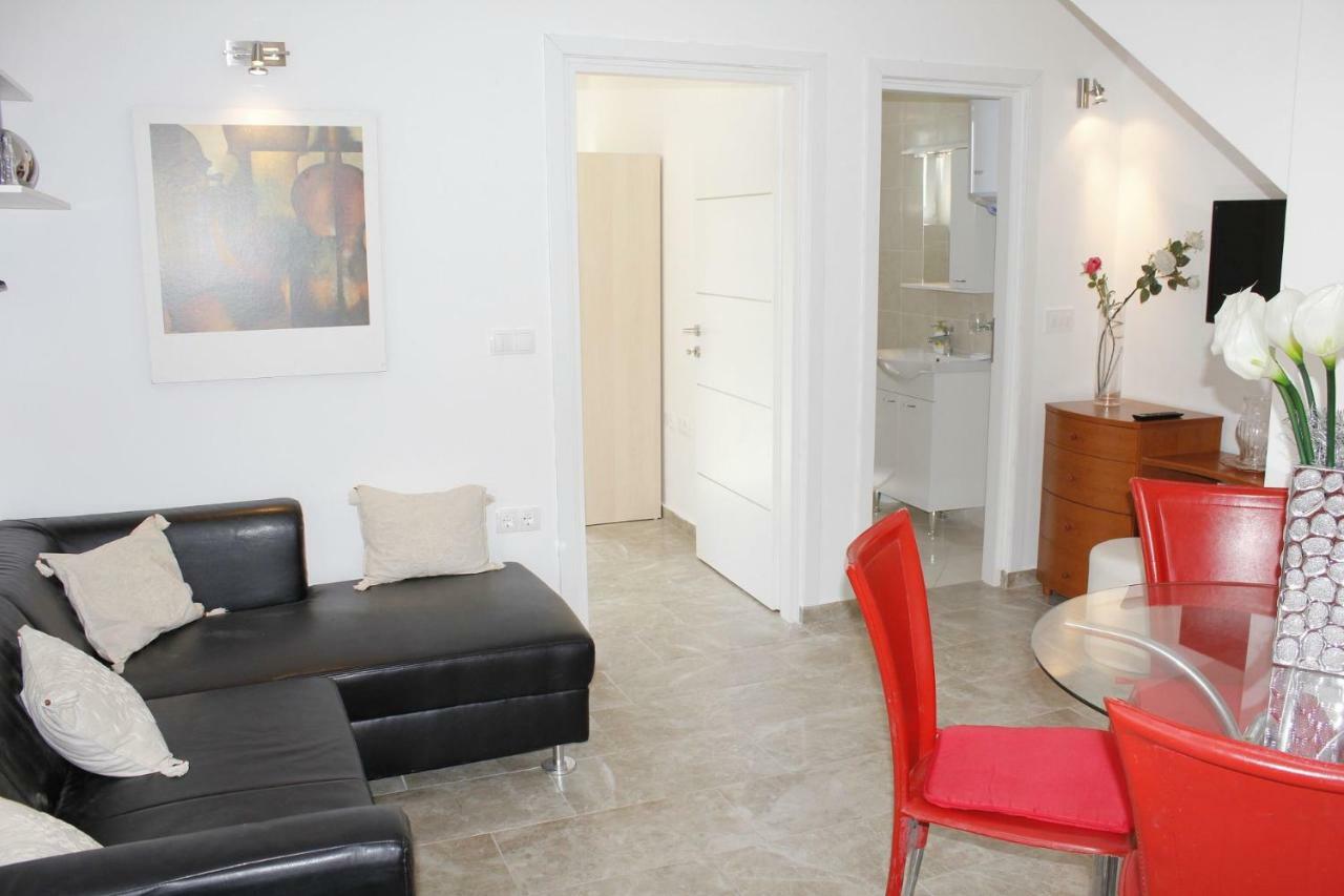 Pearl Of Novalja Apartment Exterior photo